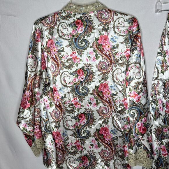 Victoria's Secret Vintage Gold Label Paisley/Rose Silky Pajama Set. Size Small. - Picture 8 of 10